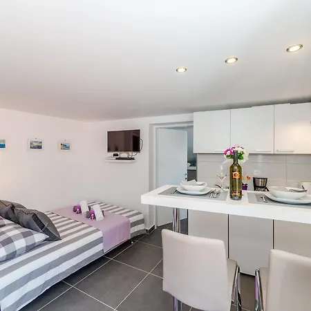 Apartamento Luce Mala Zadar